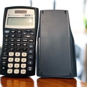 Texas Instruments‎ TI-30X IIS Scientific Calculator w/ Cover – Tested Works